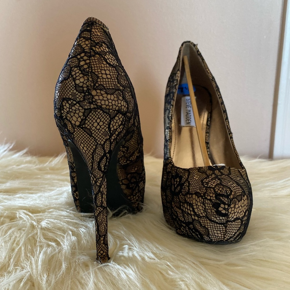 Steve Madden Lace Platform Heels - Brand New! - image 3